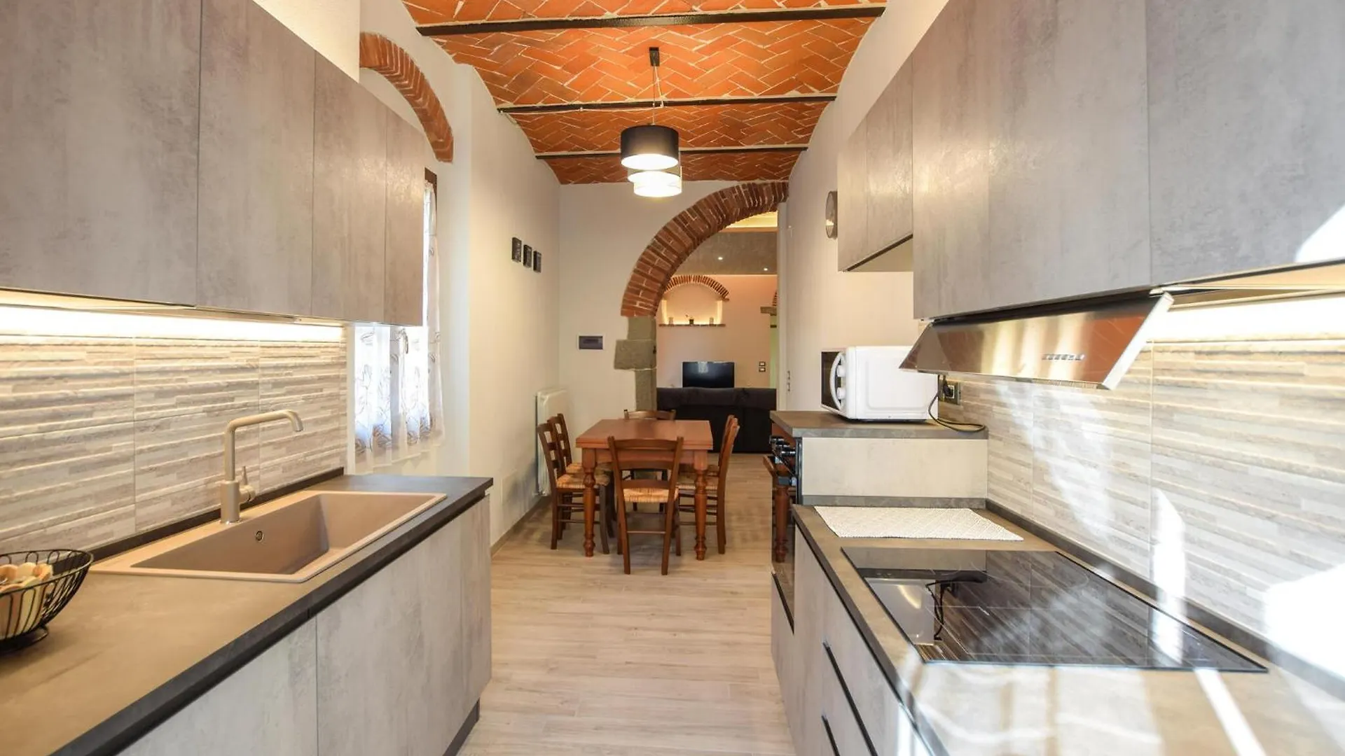 4 Bedroom Amazing Home In Cortona 0*,  Italy