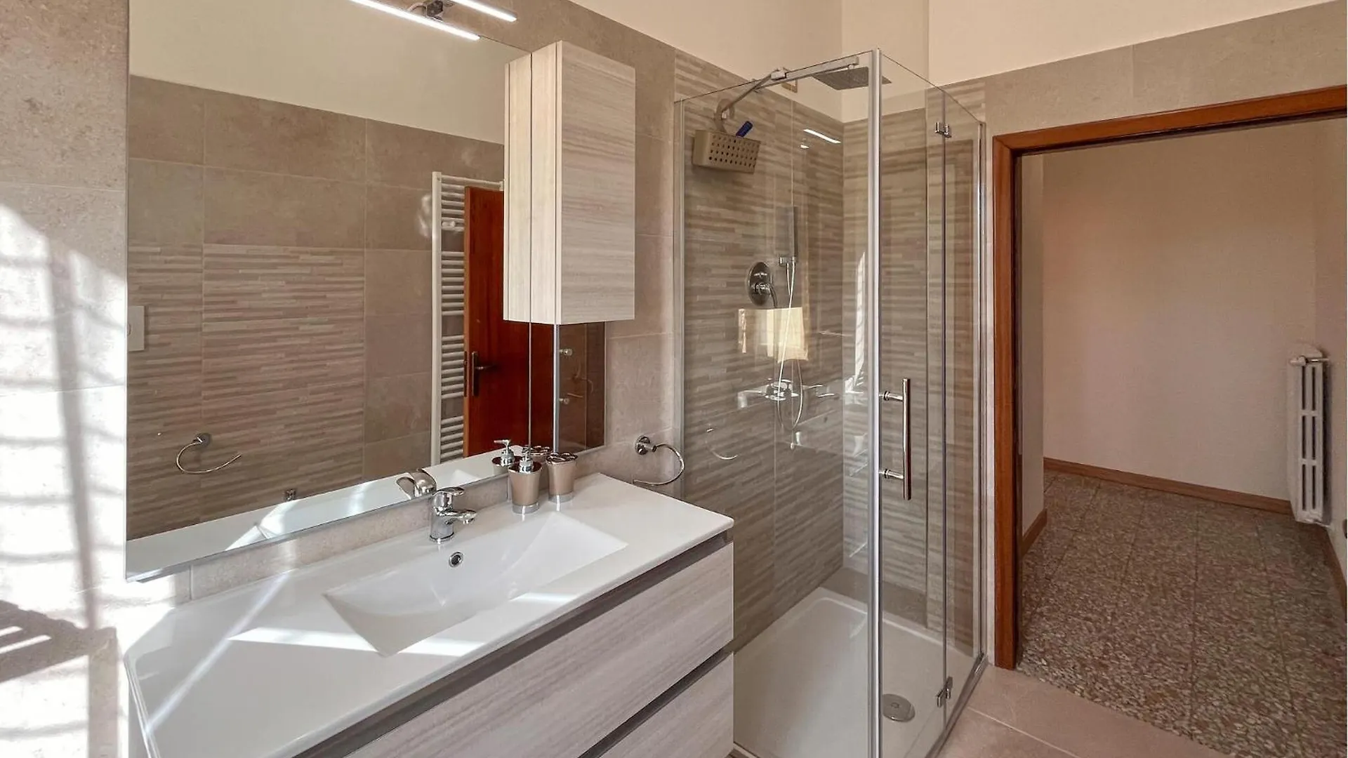 4 Bedroom Amazing Home In Cortona