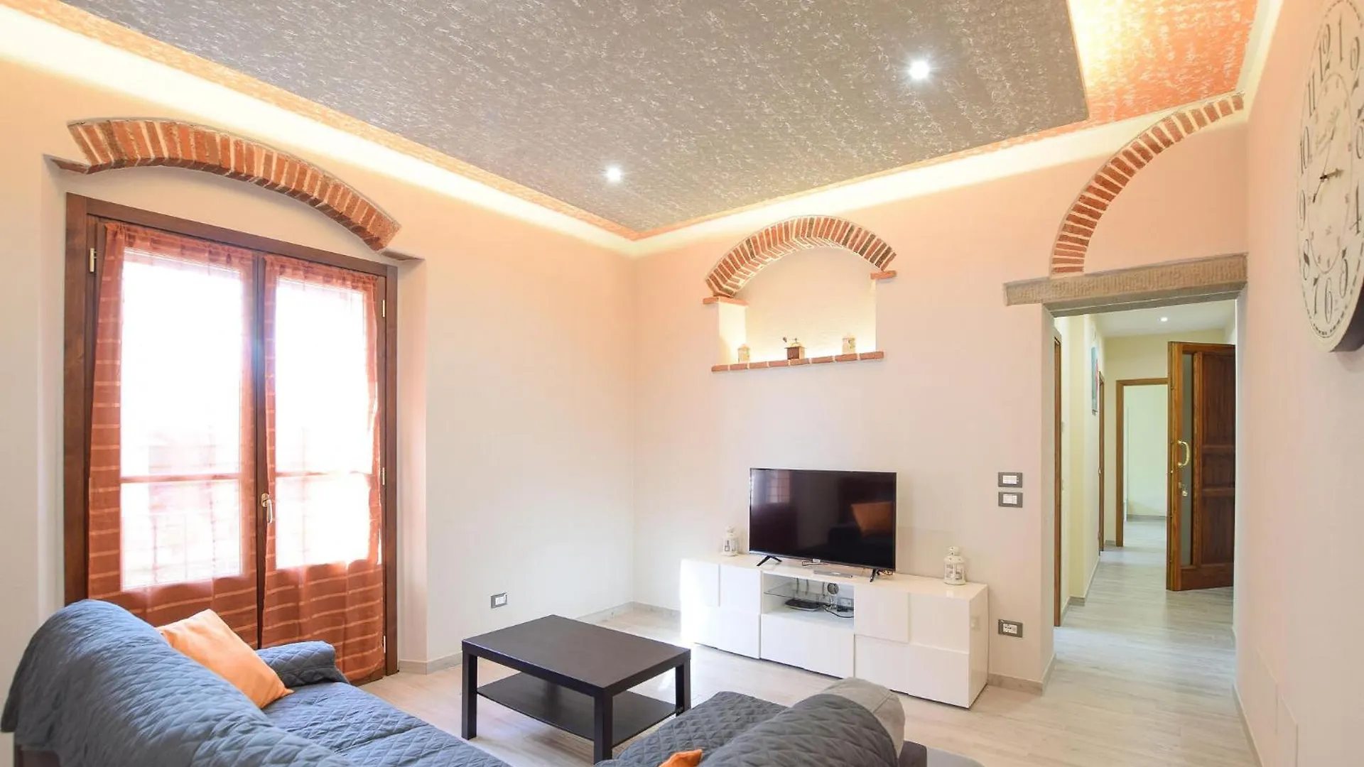 4 Bedroom Amazing Home In Cortona Italy