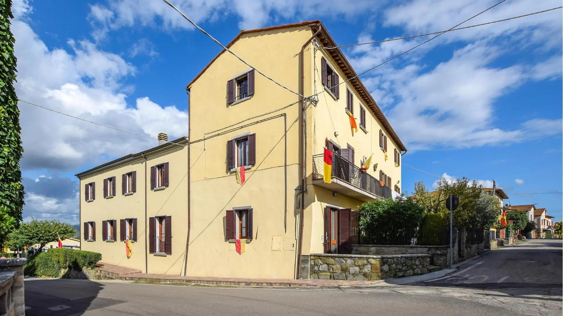 4 Bedroom Amazing Home In Cortona Holiday home