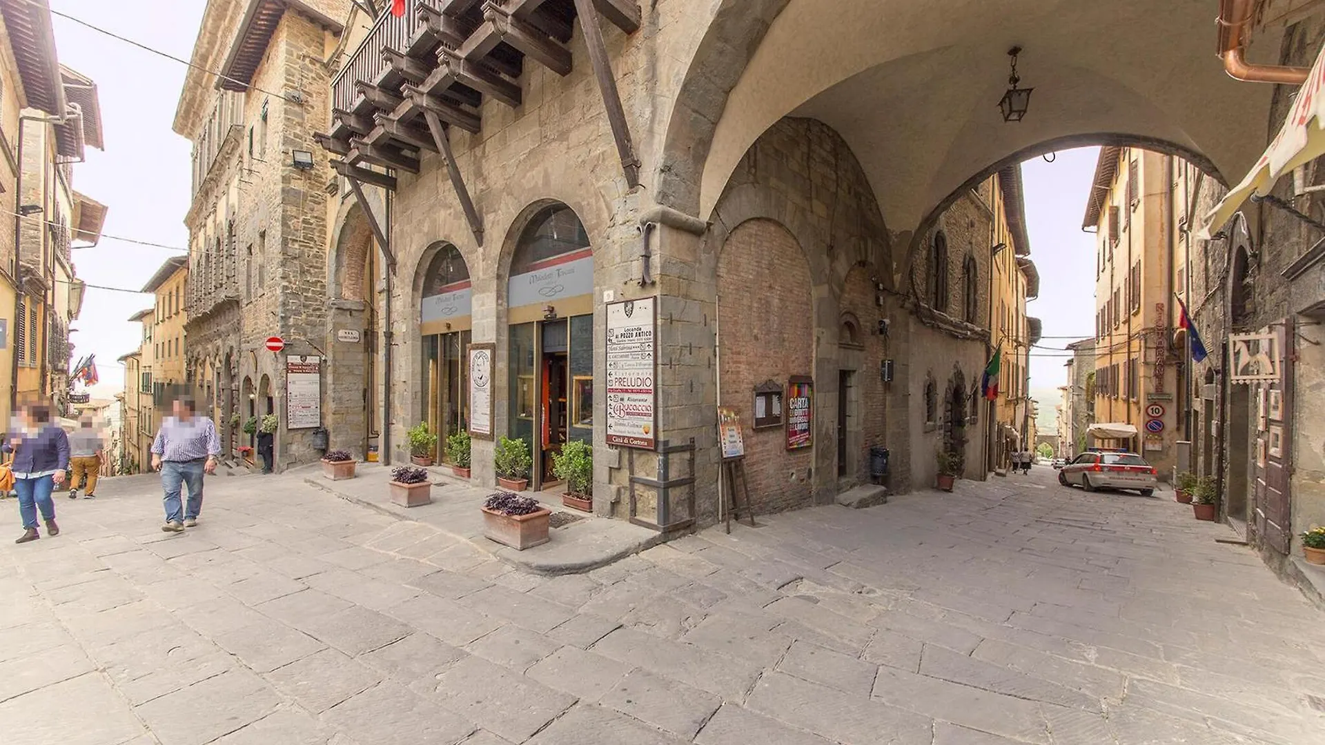 4 Bedroom Amazing Home In Cortona Holiday home