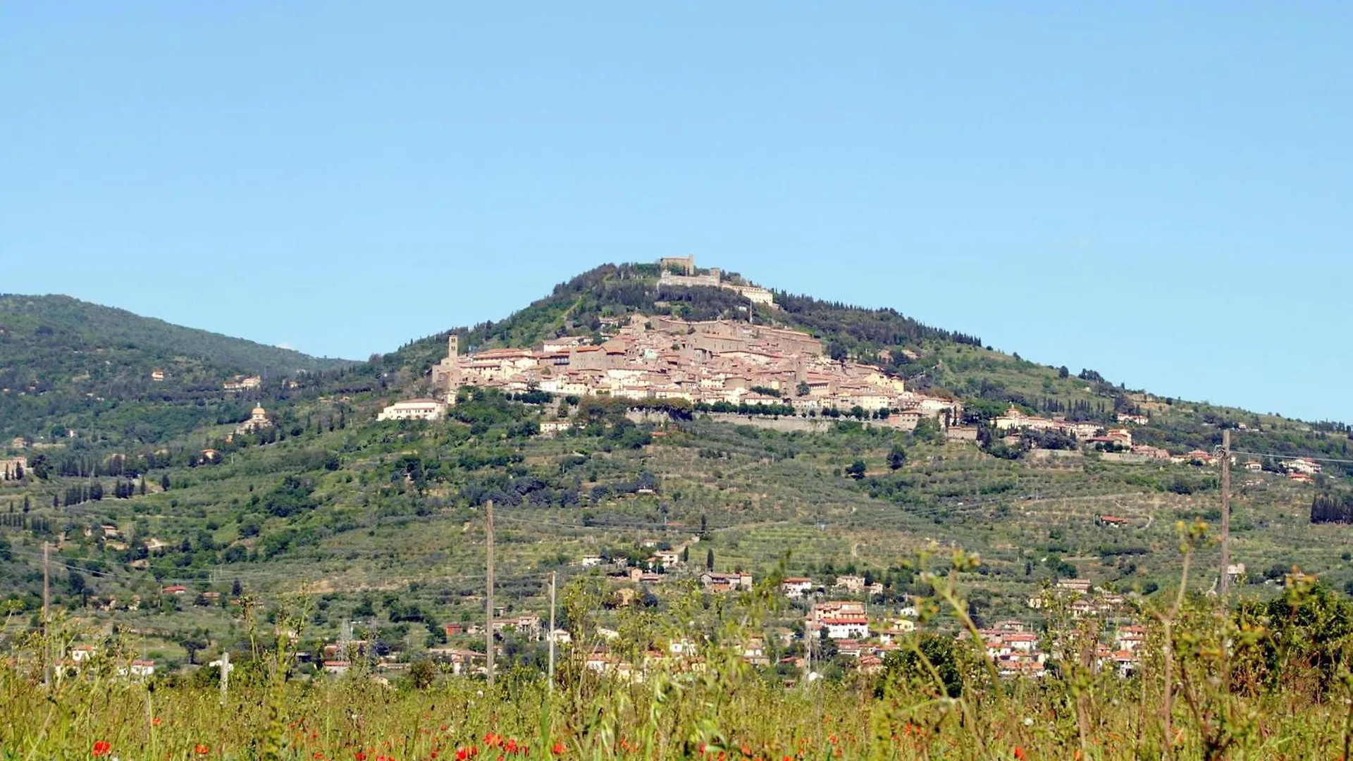 4 Bedroom Amazing Home In Cortona